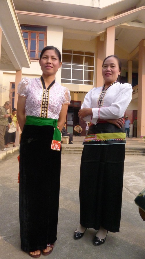 Costumes of the Thai women  - ảnh 1